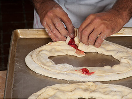 seaming kringle dough