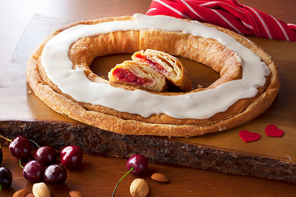 Cherry Almond Kringle - O&H Bakery