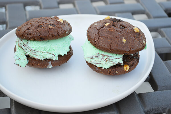 Gluten Free Cookie Mint Ice Cream - O&H Bakery