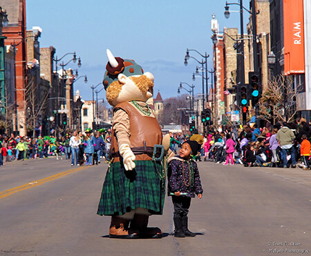 Ohlaf at the St. Pattys Parade - O&H Bakery