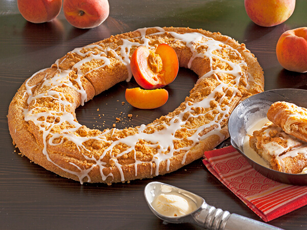 peach cobbler kringle