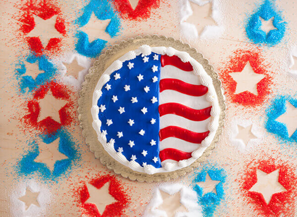 cake with American flag