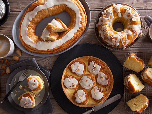 Royal Scandinavian Collection featuring almond-flavored cakes
