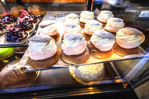 Fastelavn buns inside bakery display