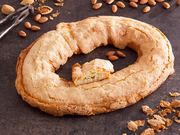 Almond Macaron Kringle