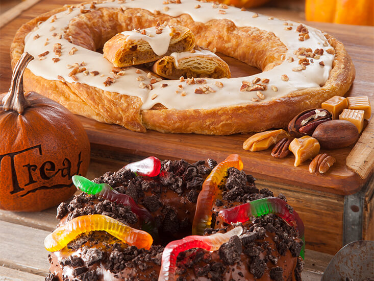 A Halloween party with our Pumpkin Caramel Kringle