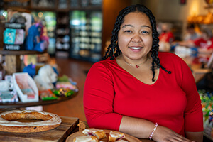 Meet your expert customer service team - Sonia Meet your expert customer service team - Sonia