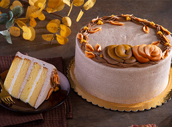 Cinnamon Roll Cake