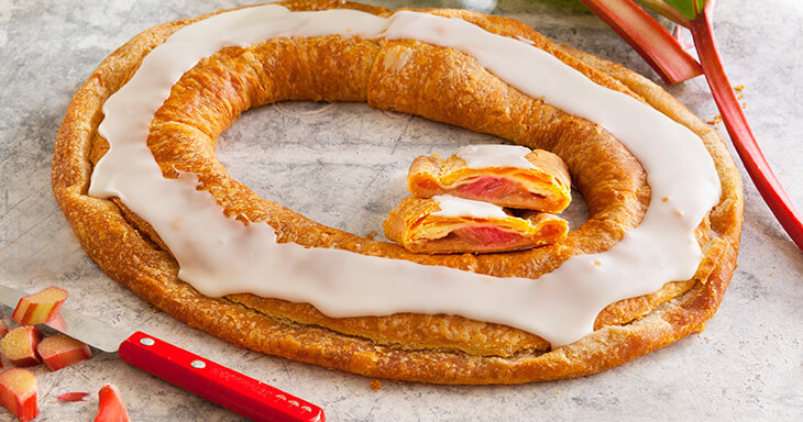 Item number: S096 - Rhubarb Kringle